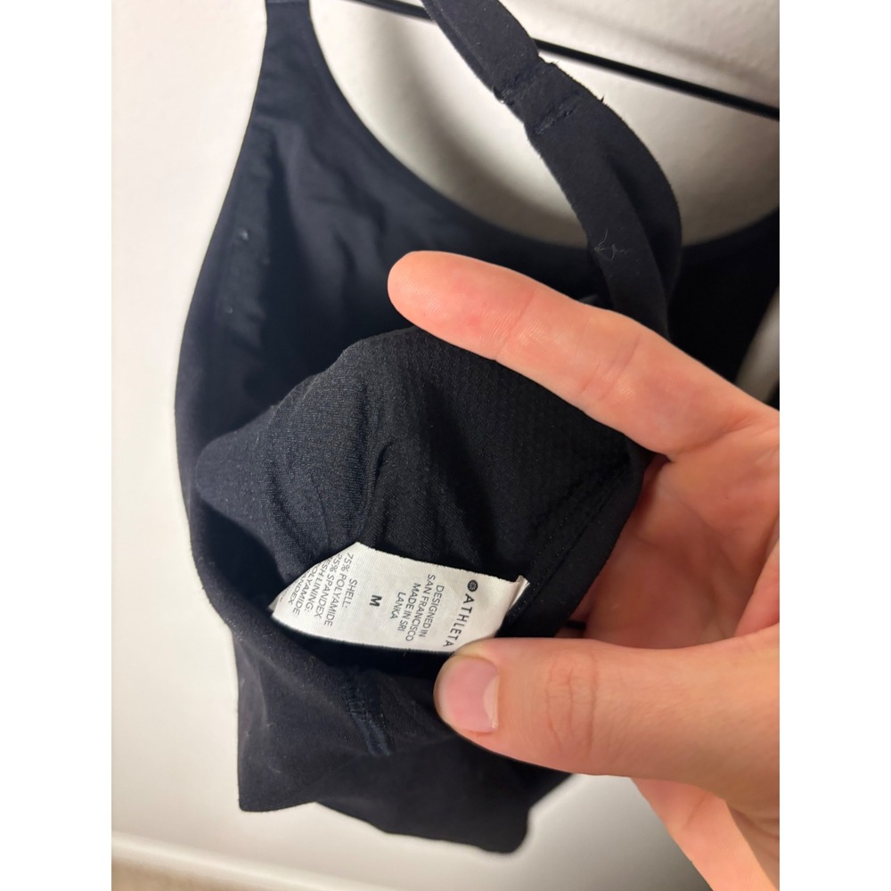 Athleta Intention Crop Top Longline Bra Black A-C Cup Size Medium M Cutout Back - Picture 4 of 4
